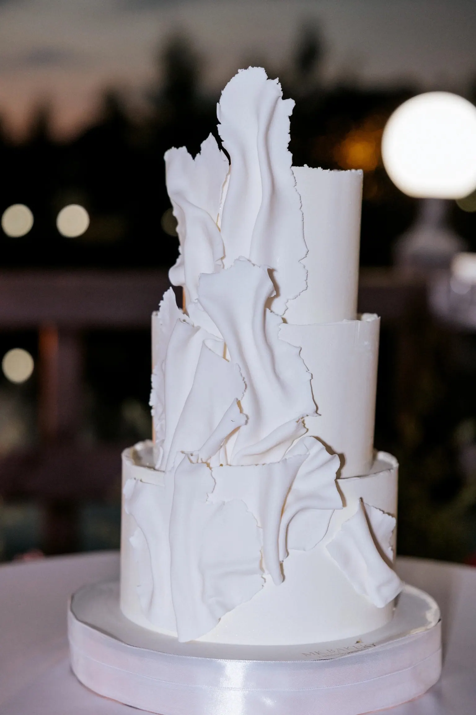Торт для торжественного события — MK.ART Bakery